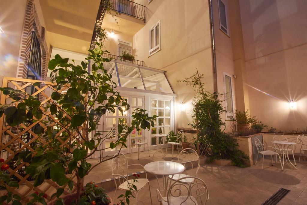 מלון קאסרטה Cas'E Charming House מראה חיצוני תמונה